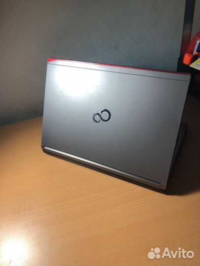 Батарея 10 часов Fujitsu lifebook e i7 6600u ssd