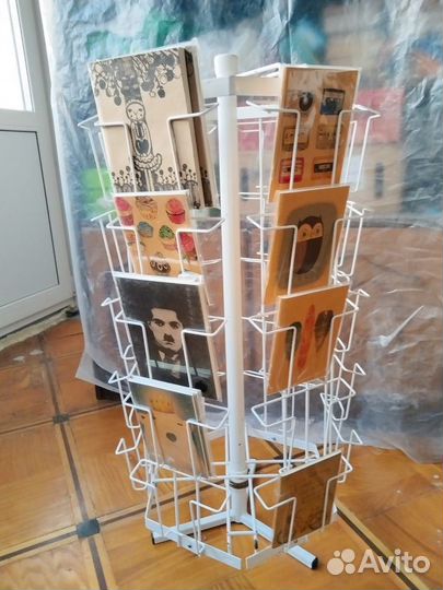 Стойка вертушка для блокнотов, открыток