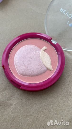 Румяна i love revolution