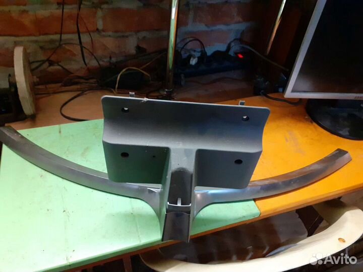 Подставки под телевизоры