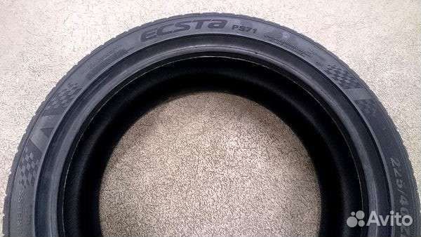 Kumho Ecsta PS71 215/45 R18 93Y