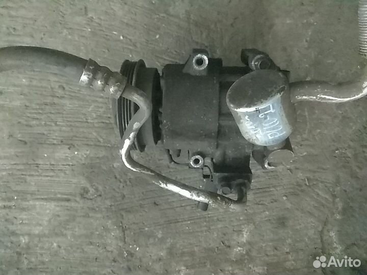 Компрессор кондиционера Kia Rio 2