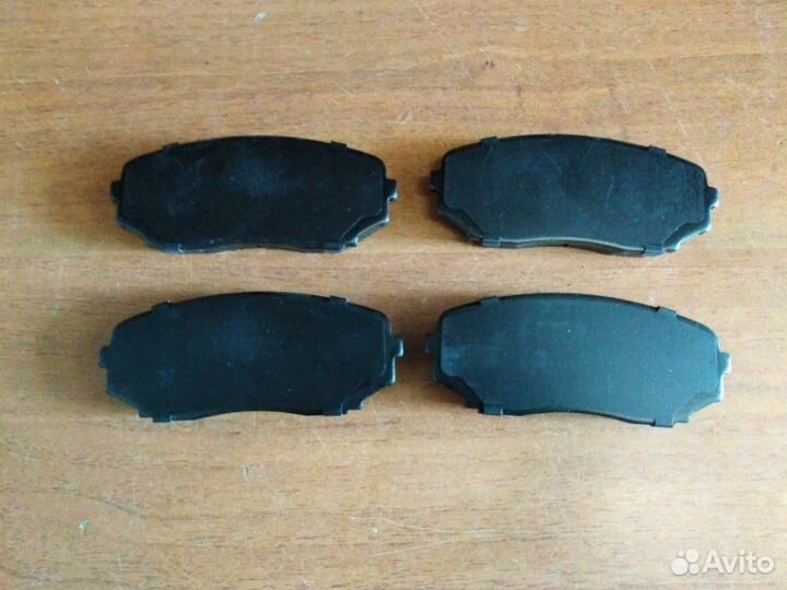 Колодки тормозные передние Mazda Cx-7