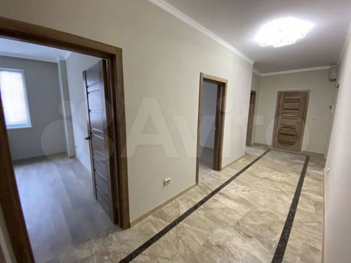 2-к. квартира, 64,7 м², 3/17 эт.