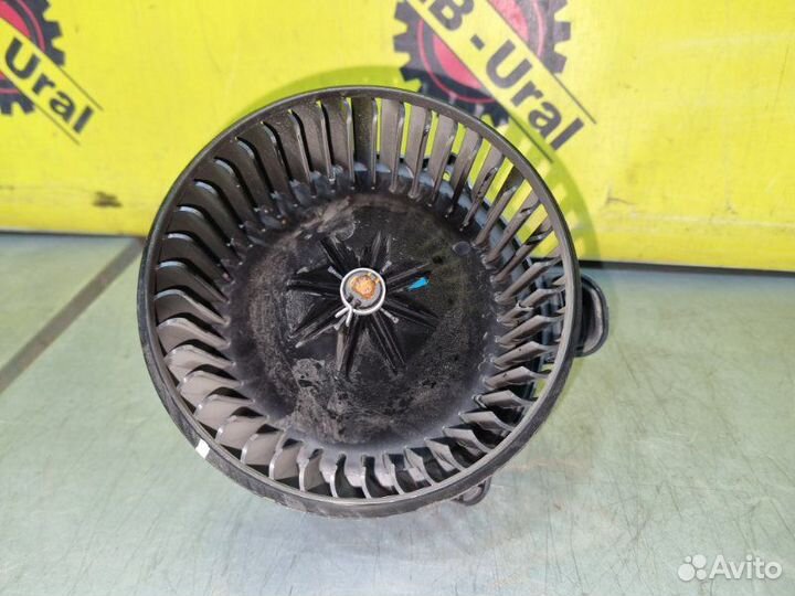 Моторчик отопителя Kia Rio 4 FB 2017 - 2020