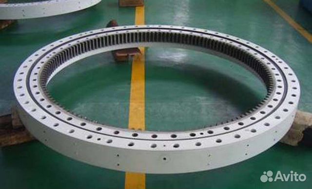 Круг поворотный Хитачи Ex 200