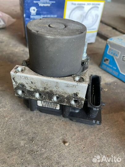 Блок ABS nissan tiida 1.6