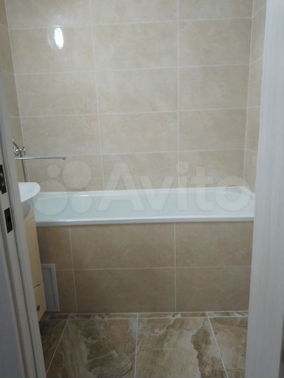 2-к. квартира, 52 м², 3/9 эт.