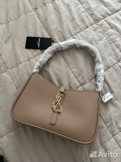 Yves Saint Laurent сумка новая