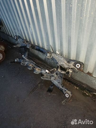 Задняя балка подрамник Suzuki Kizashi 4wd