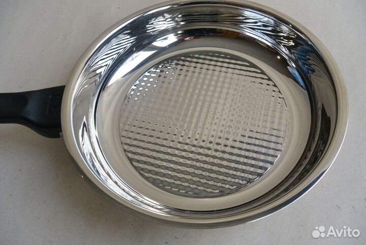 Сковорода Fissler Crispy 26см новая не-индукц Герм