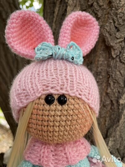 Вязаная интерьерная кукла тильда ручной работы