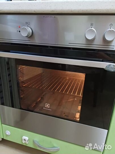 Газовый духовой шкаф