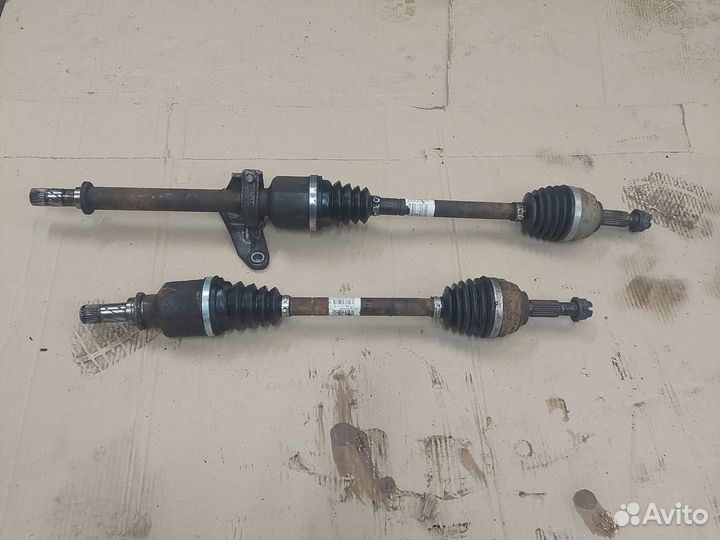 Привод передний левый Renault megane 2