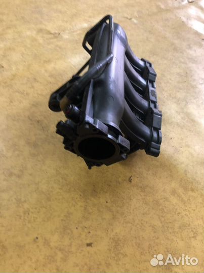 Впускной коллектор Мерседес M271