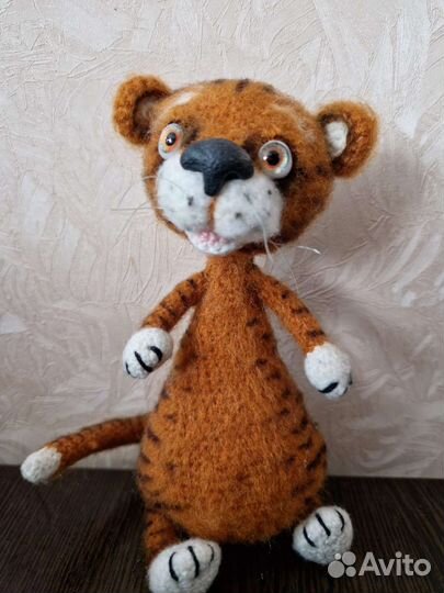 Игрушка вязаная Тигрёнок. Ручная работа