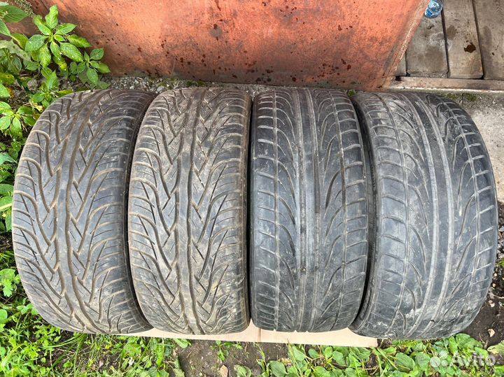Winrun KF770 245/30 R22