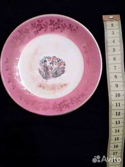 Блюдце и тарелка от сервиза