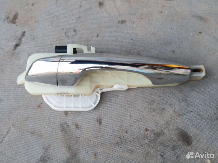 Ручка двери задняя левая Hyundai Santa Fe 3 DM