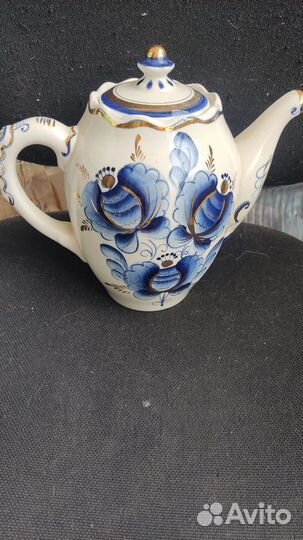 Чайник Гжель