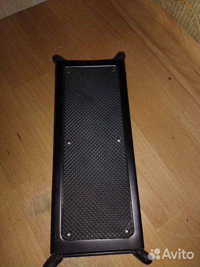 Подставка под ногу гитариста