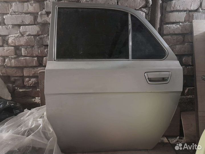 Дверь от Волги