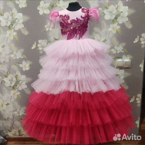 Новое нарядное пышное розовое платье 116, 122