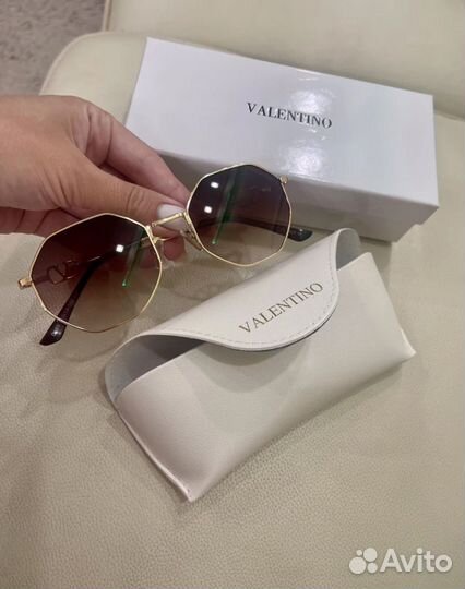 Женские солнцезащитные очки