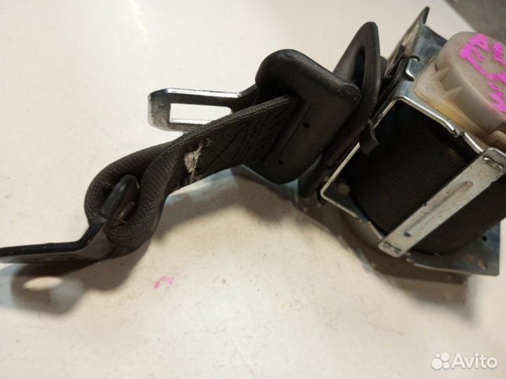 Ремень безопасности задний правый Nissan Almera