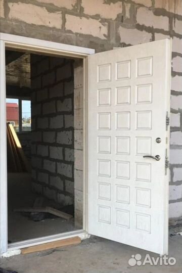 Дверь входная для дачи и квартиры 545