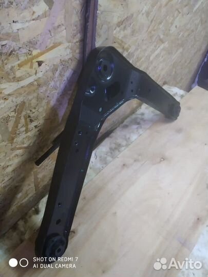 Задний верхний рычаг Jeep Grand Cherokee WJ