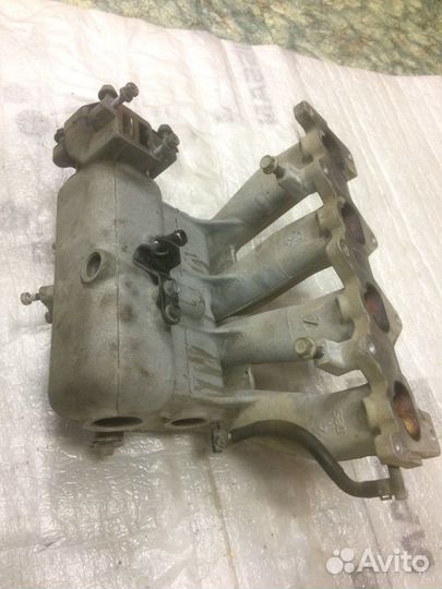 Впускной коллектор Hyundai Getz Гетц 1.4 G4EE