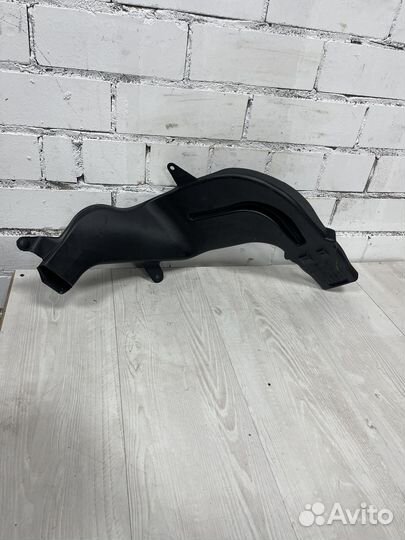 Воздуховод отопителя печки правый BMW F30