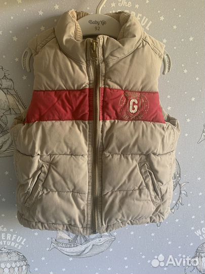 Жилетка для мальчика 92 gap