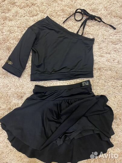 Костюм для тренировок