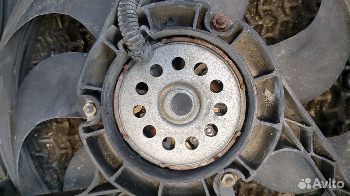 Вентилятор радиатора Skoda Fabia, 2005