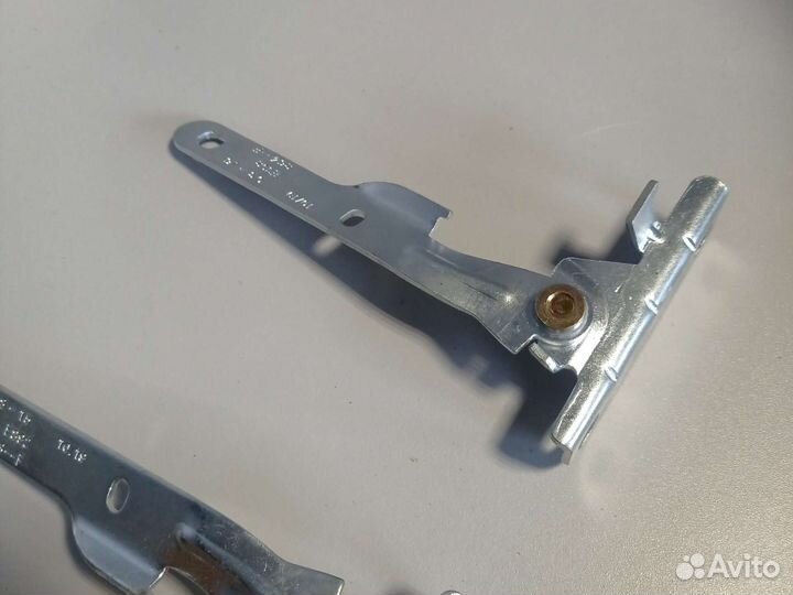 Петли капота рено логан 1