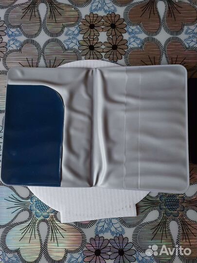 Глянцевая обложка для паспорта и гартхолдер