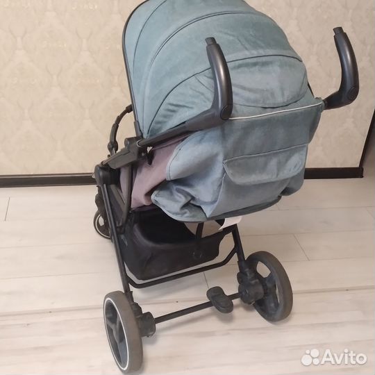 Коляска прогулочная книжка