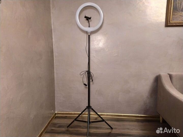 Лампа кольцевая 24 см