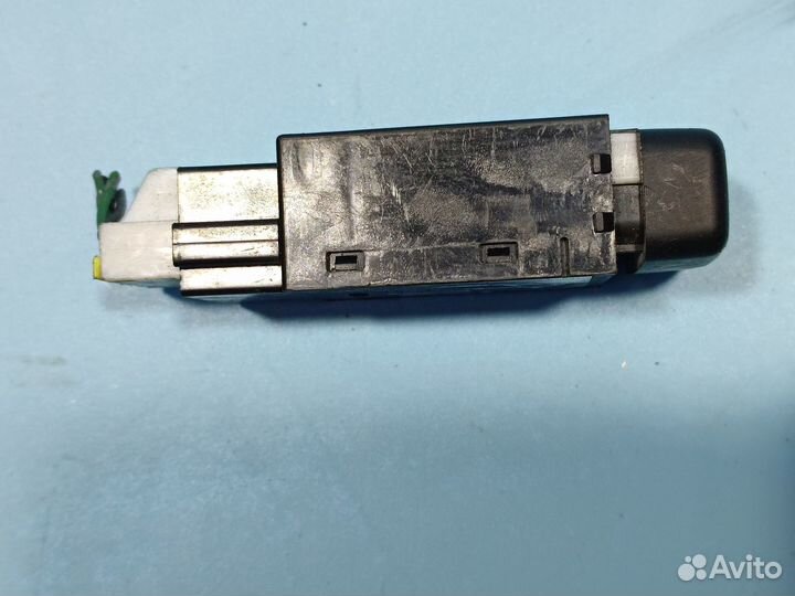 Кнопка включения птф для Mitsubishi Lancer 9