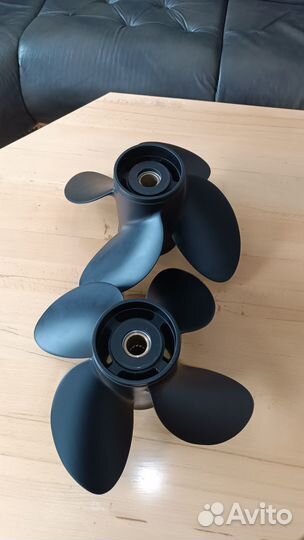 Гребной винт на спарку 4x14.5x17(L), 4x14.5x17(R)