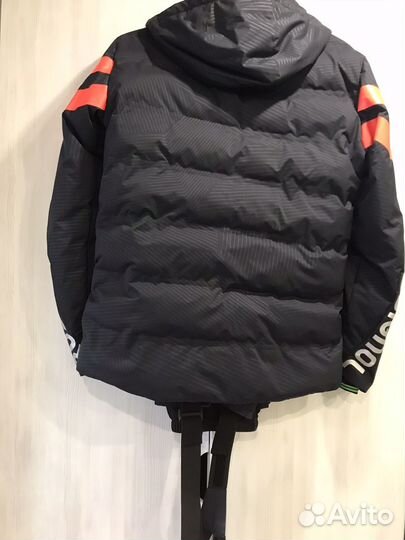 Горнолыжный костюм