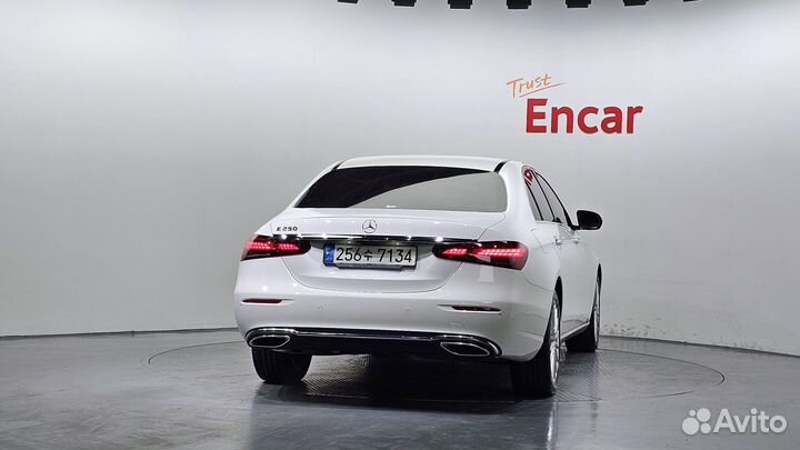 Mercedes-Benz E-класс 2.0 AT, 2022, 13 649 км