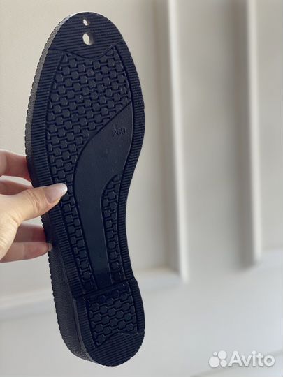 Подошва для изготовления и ремонта обуви