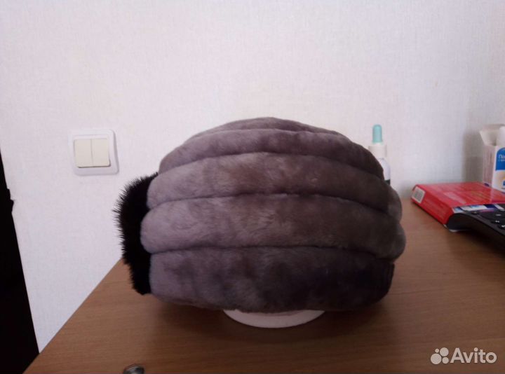 Шапка женская зимняя из мутона