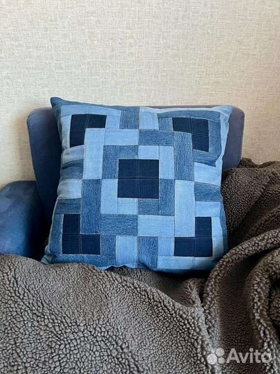 Подушка диванная, декоративная