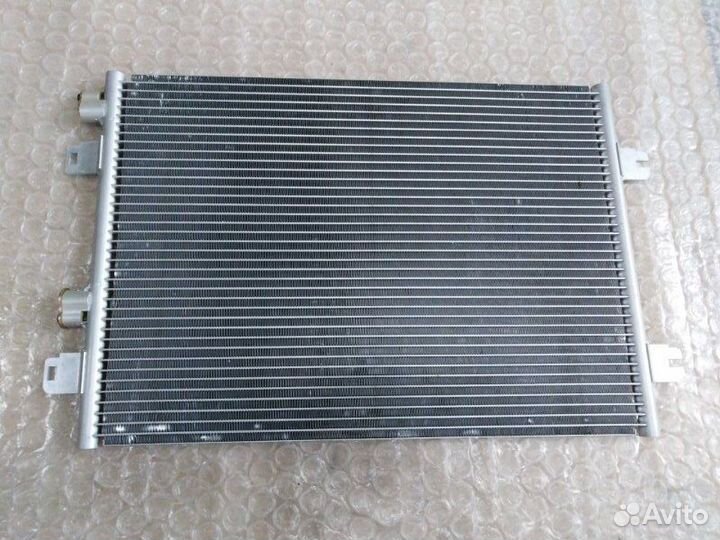 Радиатор кондиционера Renault Logan 2005 - Наст