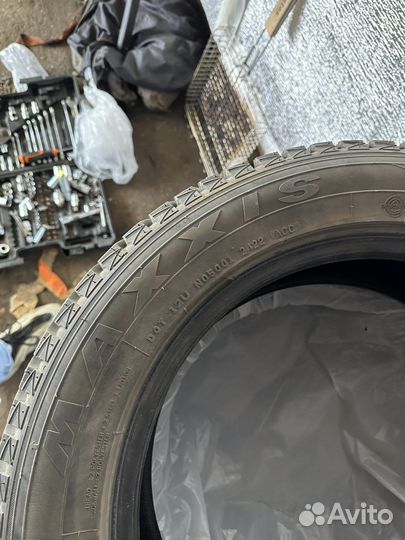 Maxxis NP5 Premitra Ice Nord 235/55 R18 104T