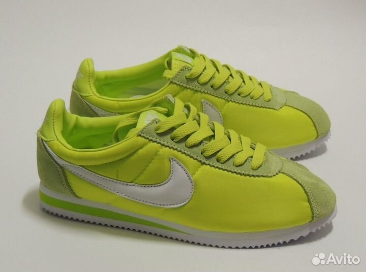 Nike cortez outlet neon